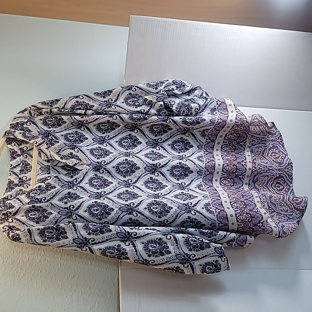 Women's Top Large Patterned Purple Blue Ivory Tunic Blouse Flowy Fairy V-Neck